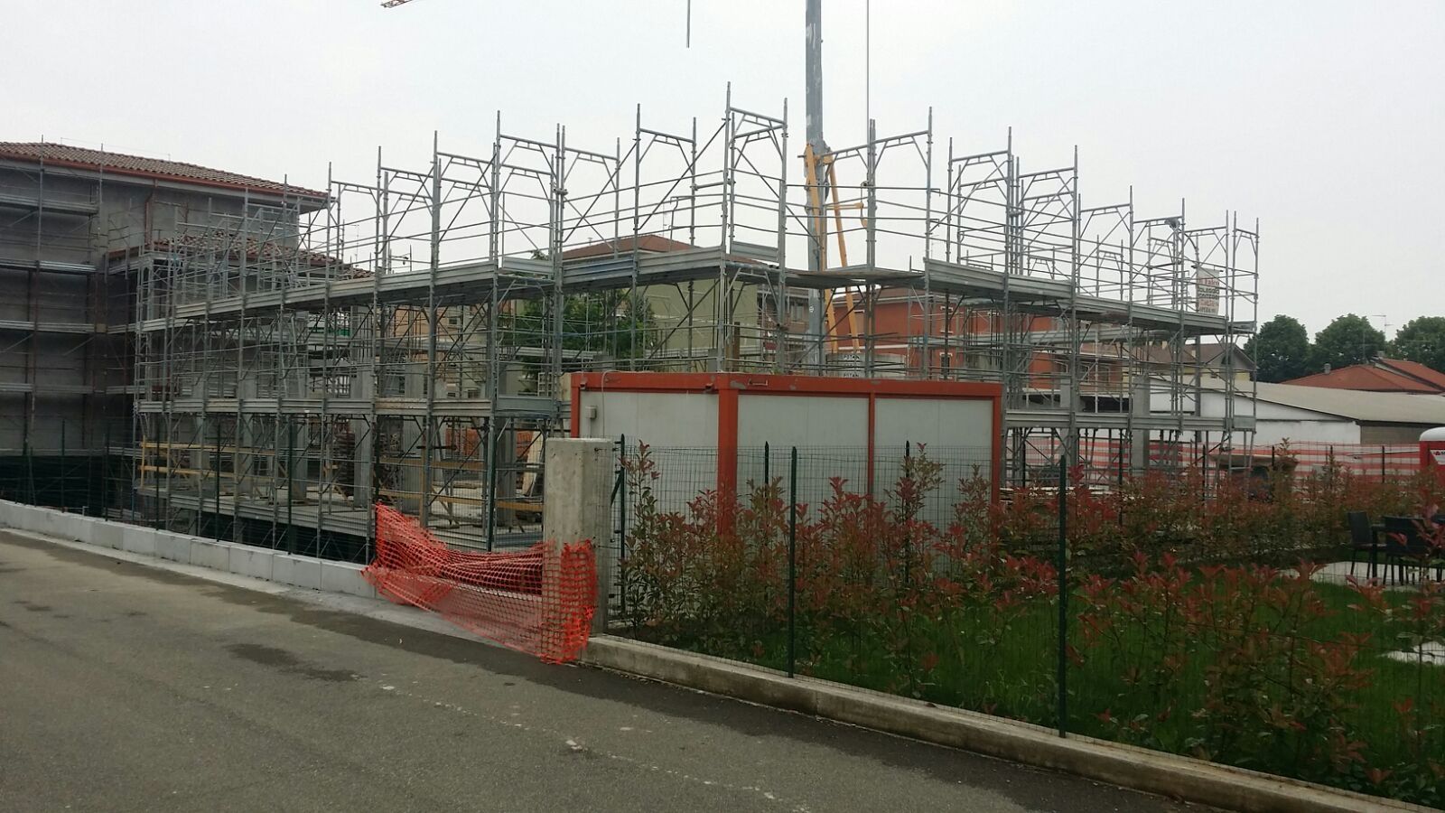 Ponteggio dal retro
