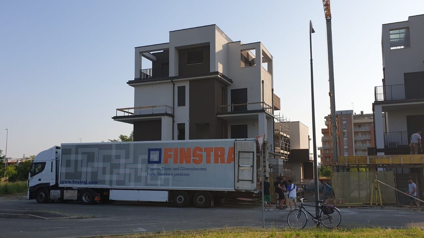 Consegna serramenti Finstral 