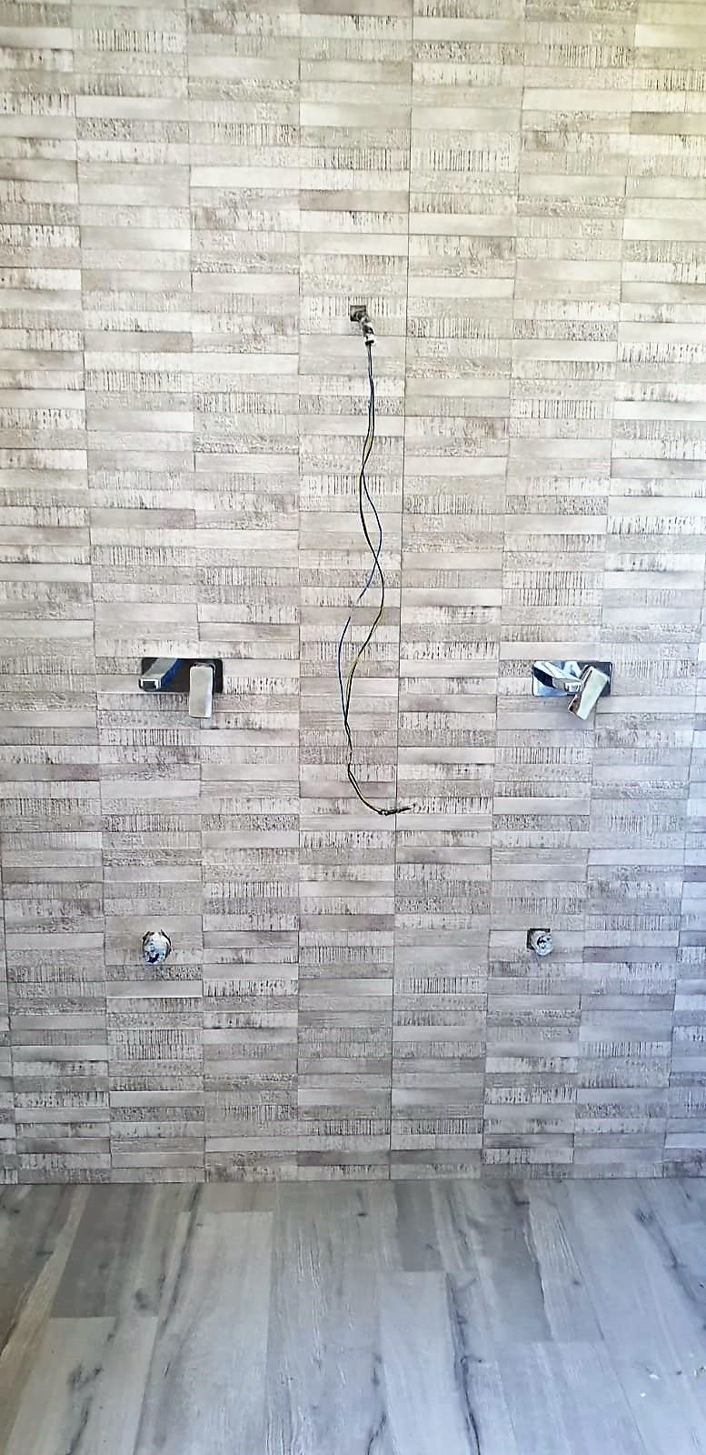 Rivestimento doccia