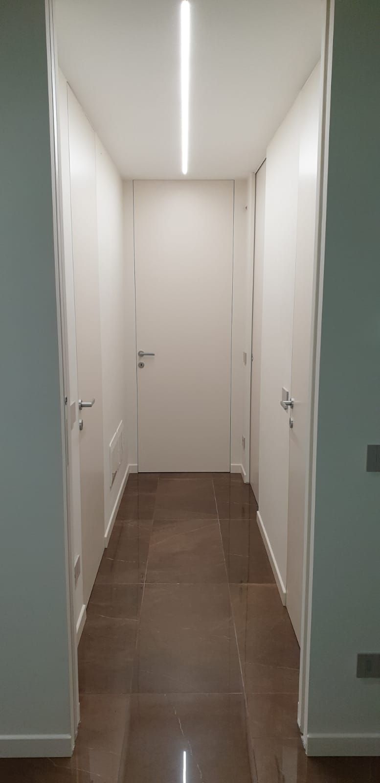Disimpegno design
