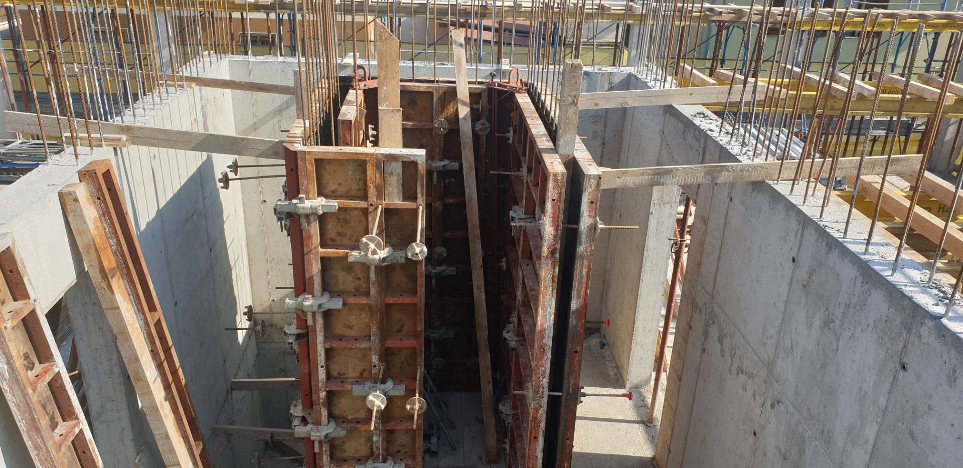 Banchinaggio 3 solaio palazzina 2