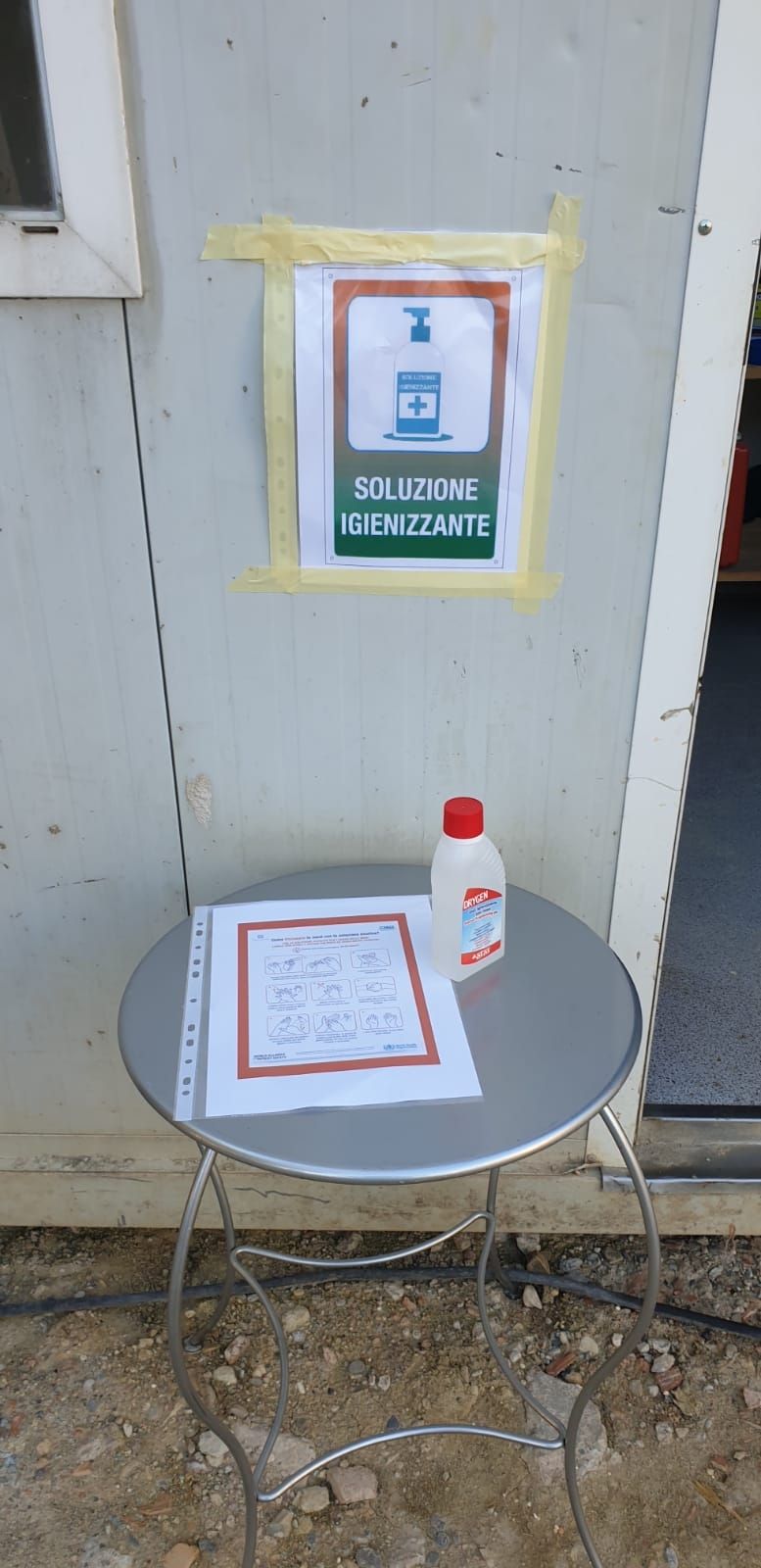 Postazione igienizzante cantiere