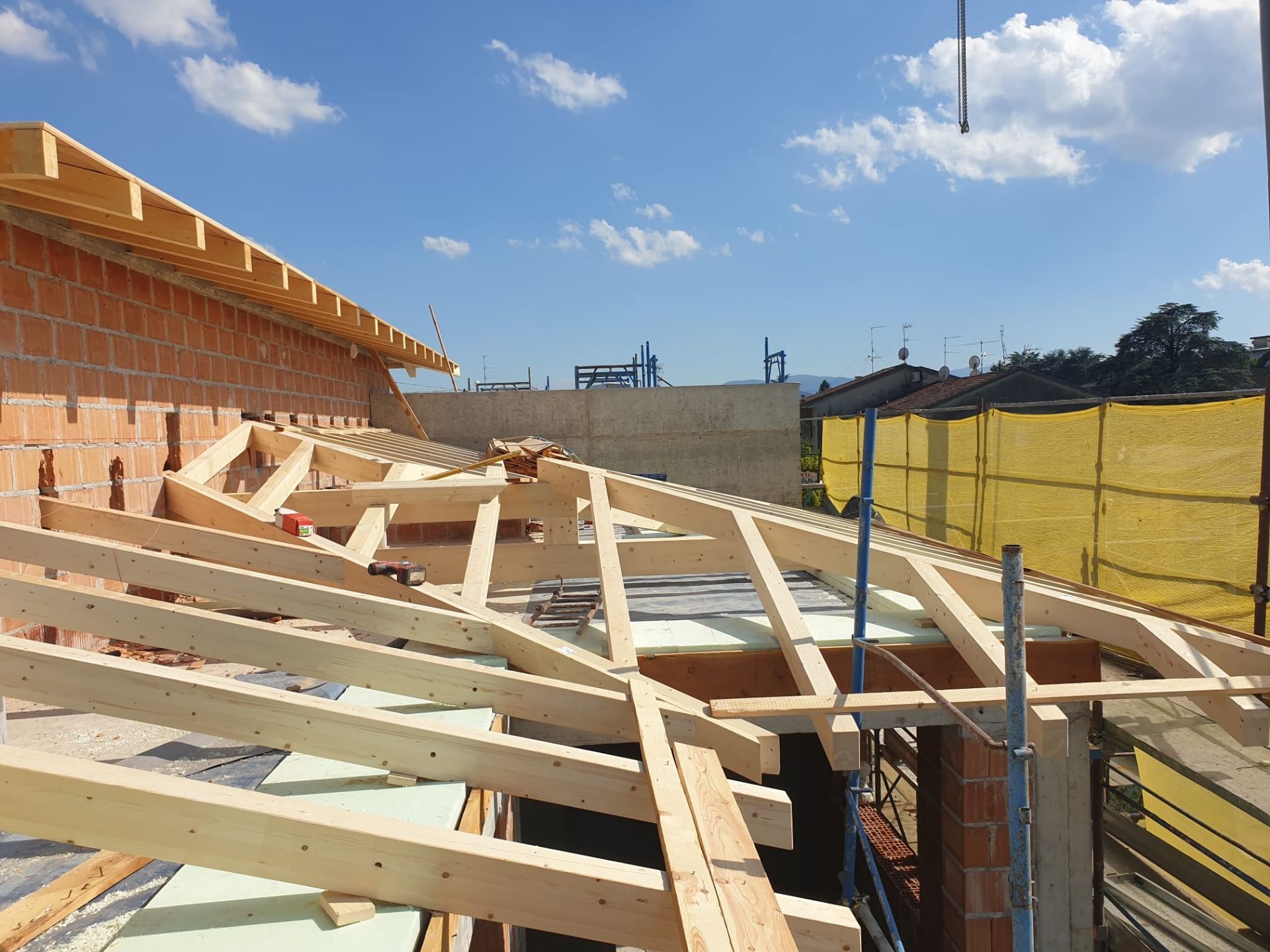 0e170d51 6153 4438 8efa 387082fbe258.