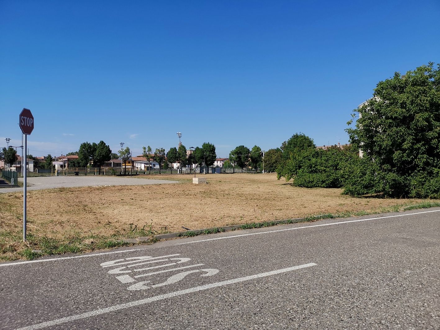 Fronte strada