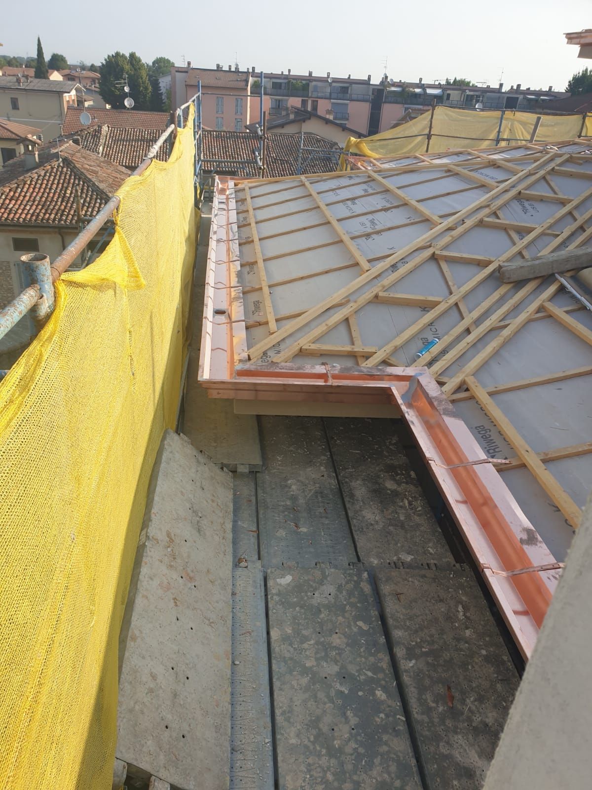 Canala copertura media palazzina 2