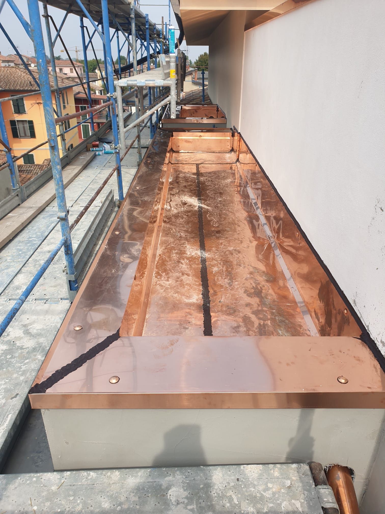 Rivestimento pensilina palazzina 1