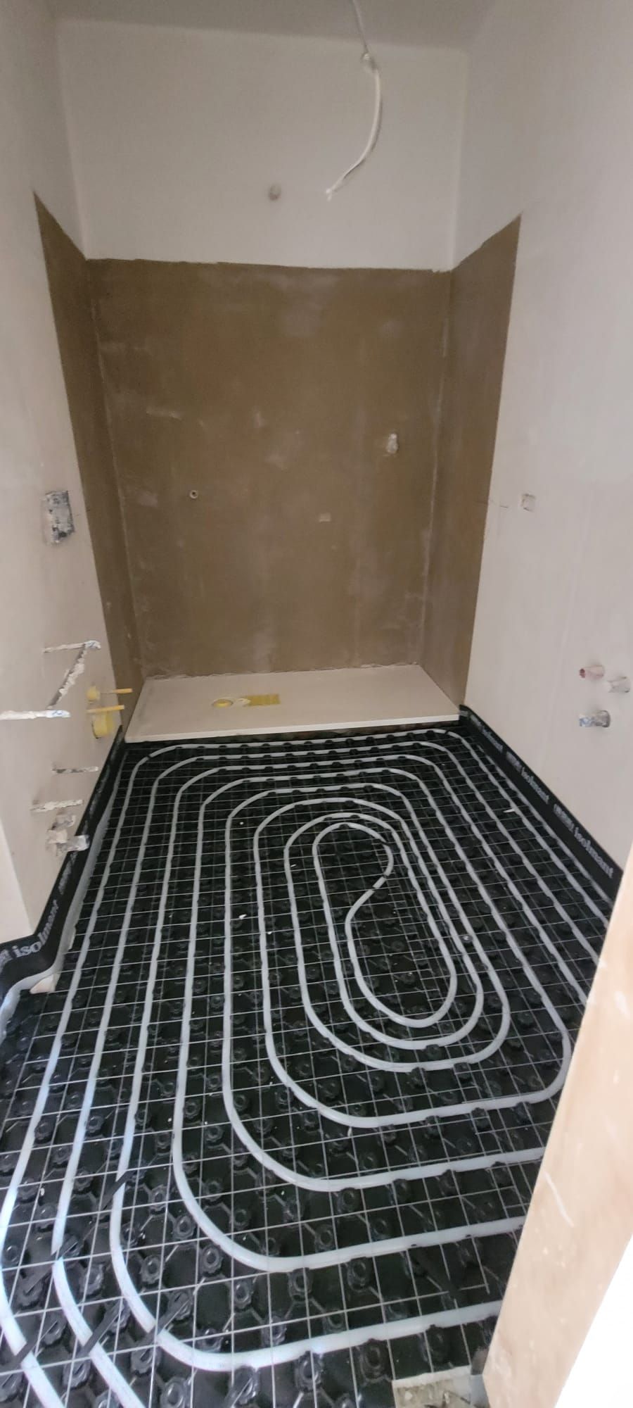Radiante e doccia soluzione C palazzina 1
