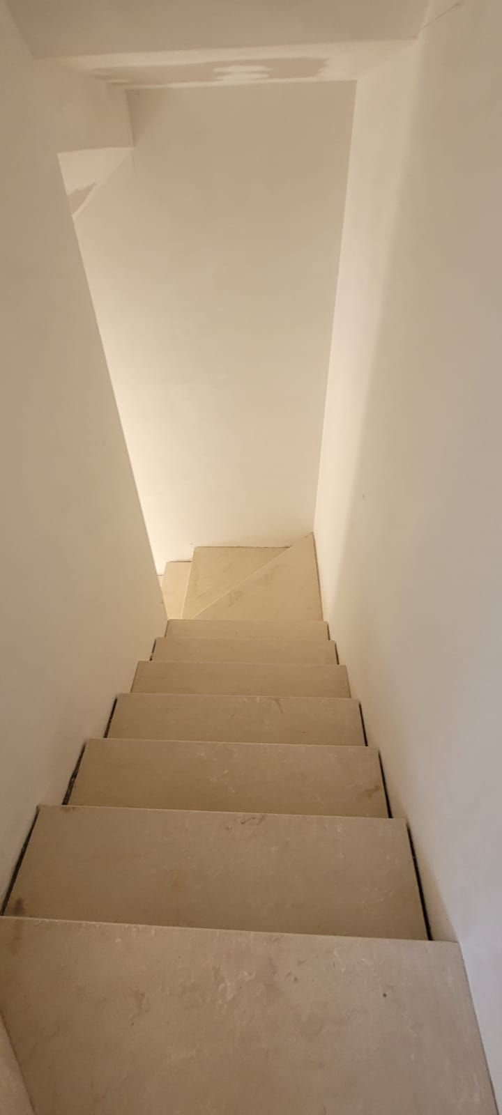 Posa scala palazzina 1