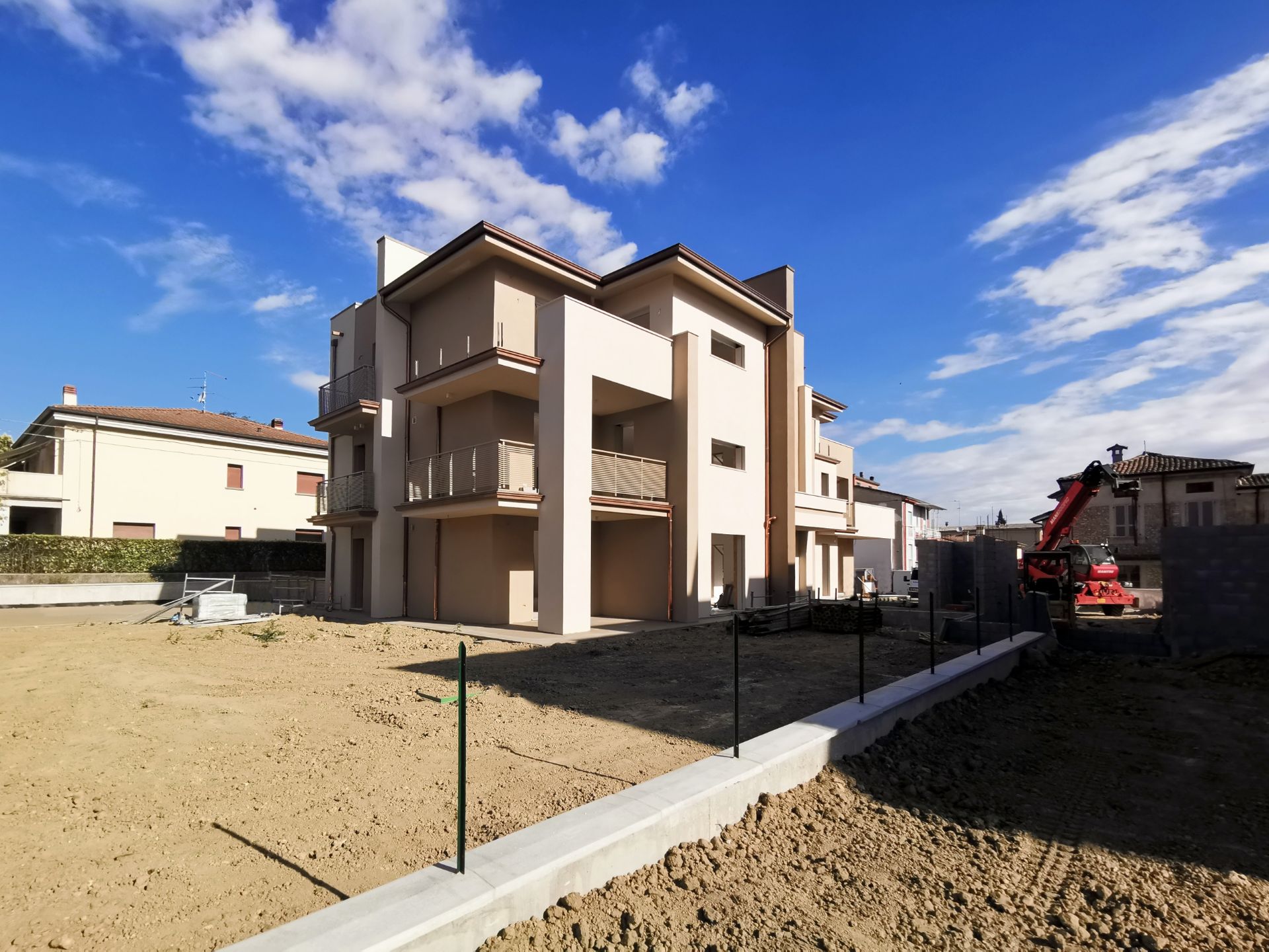 Palazzina uno vista da angolo interno