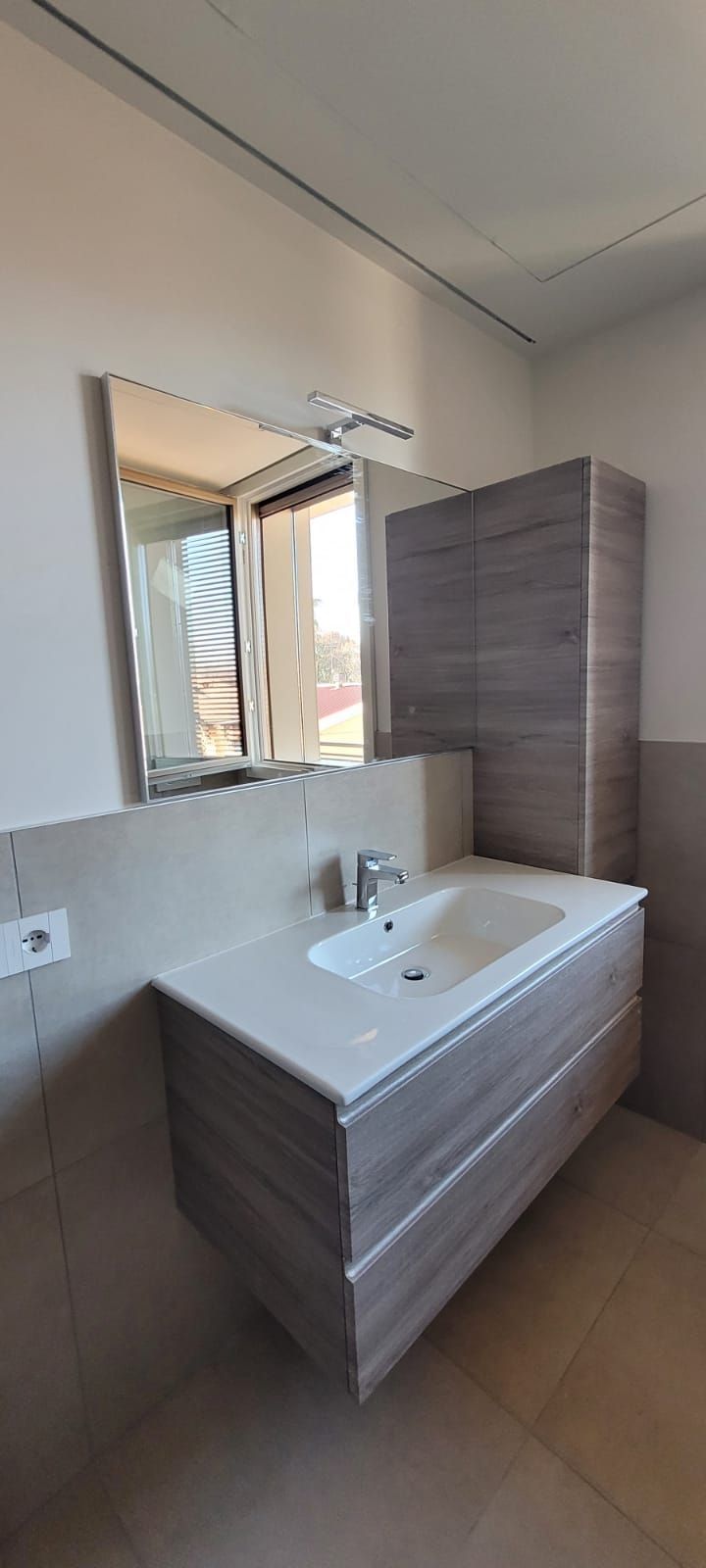 Montaggio accessori bagni