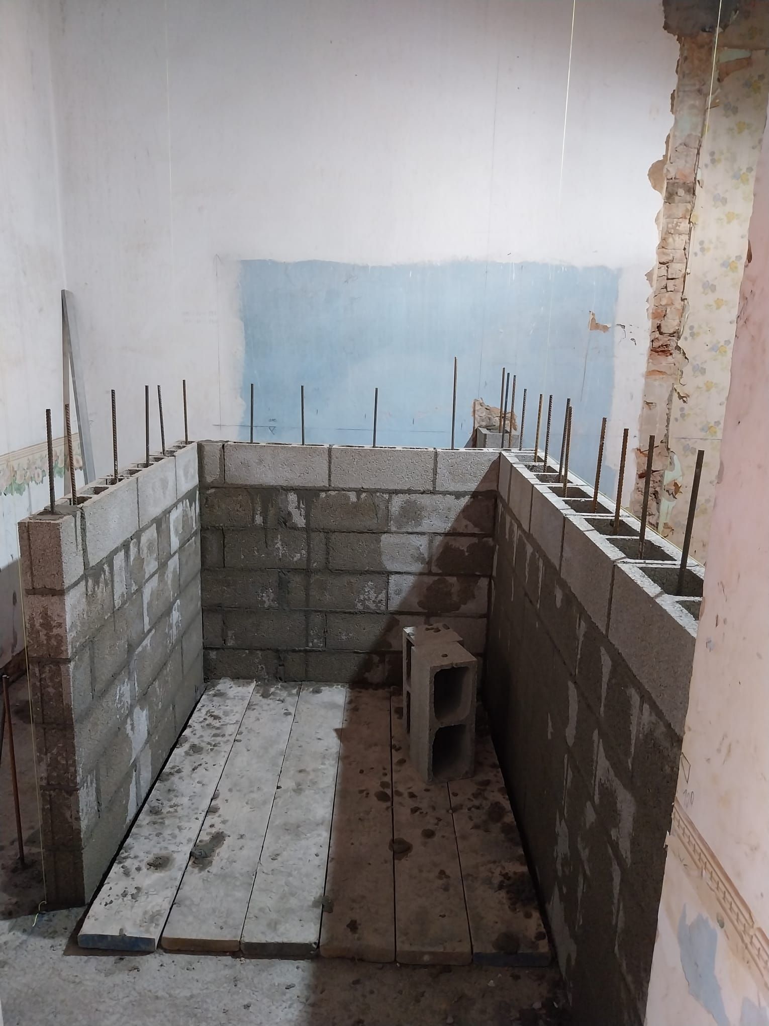 Elevazione muri vano ascensore