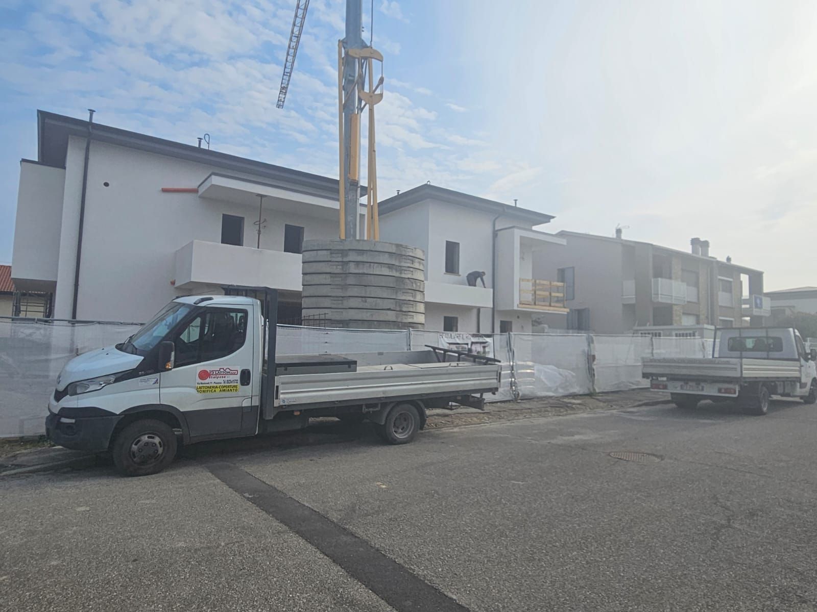 Lattoniere per rilievo canale
