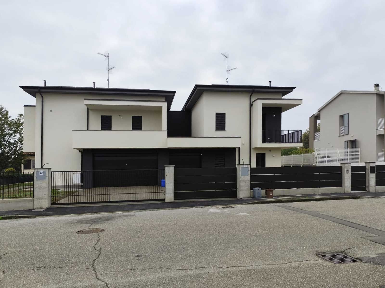 Vista frontale