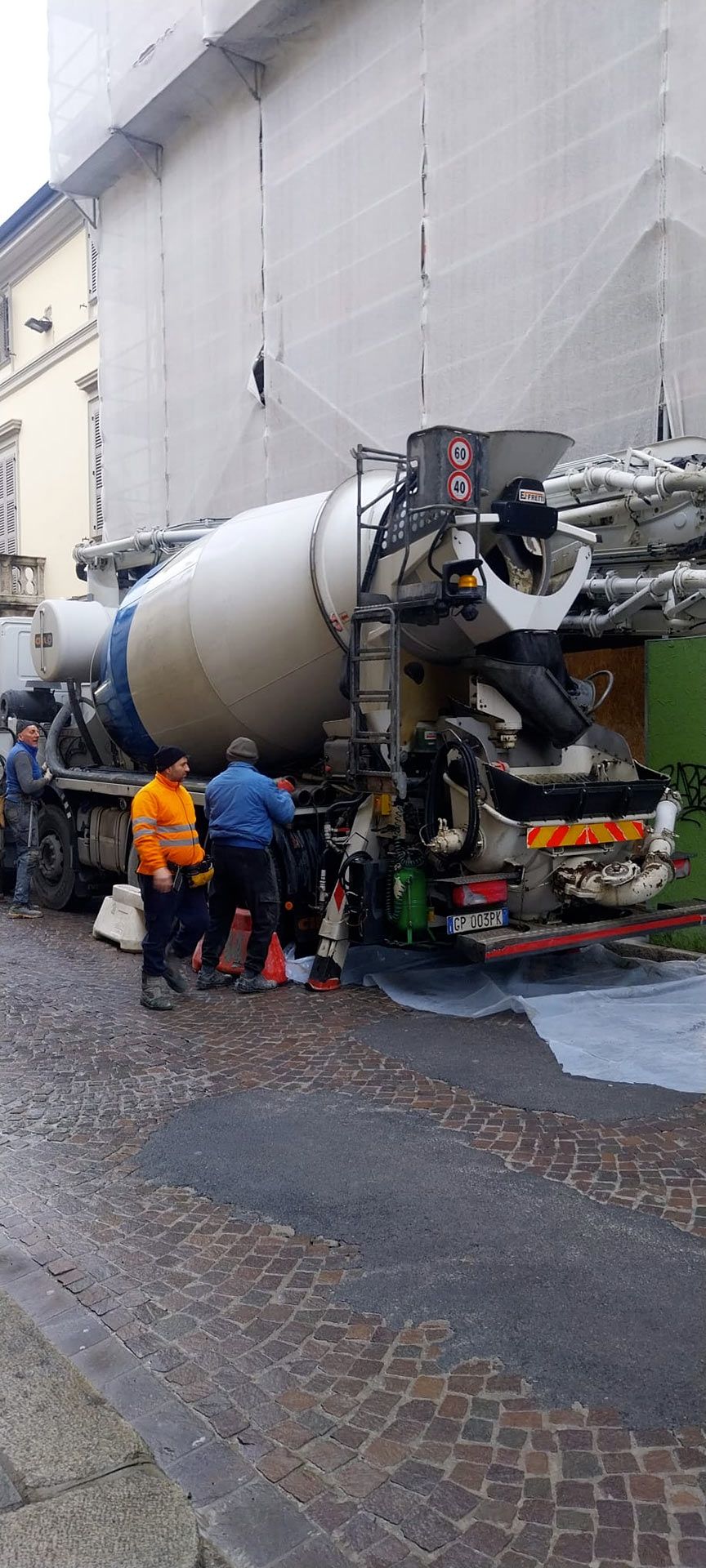 Piazzamento Beton pompa x getto
