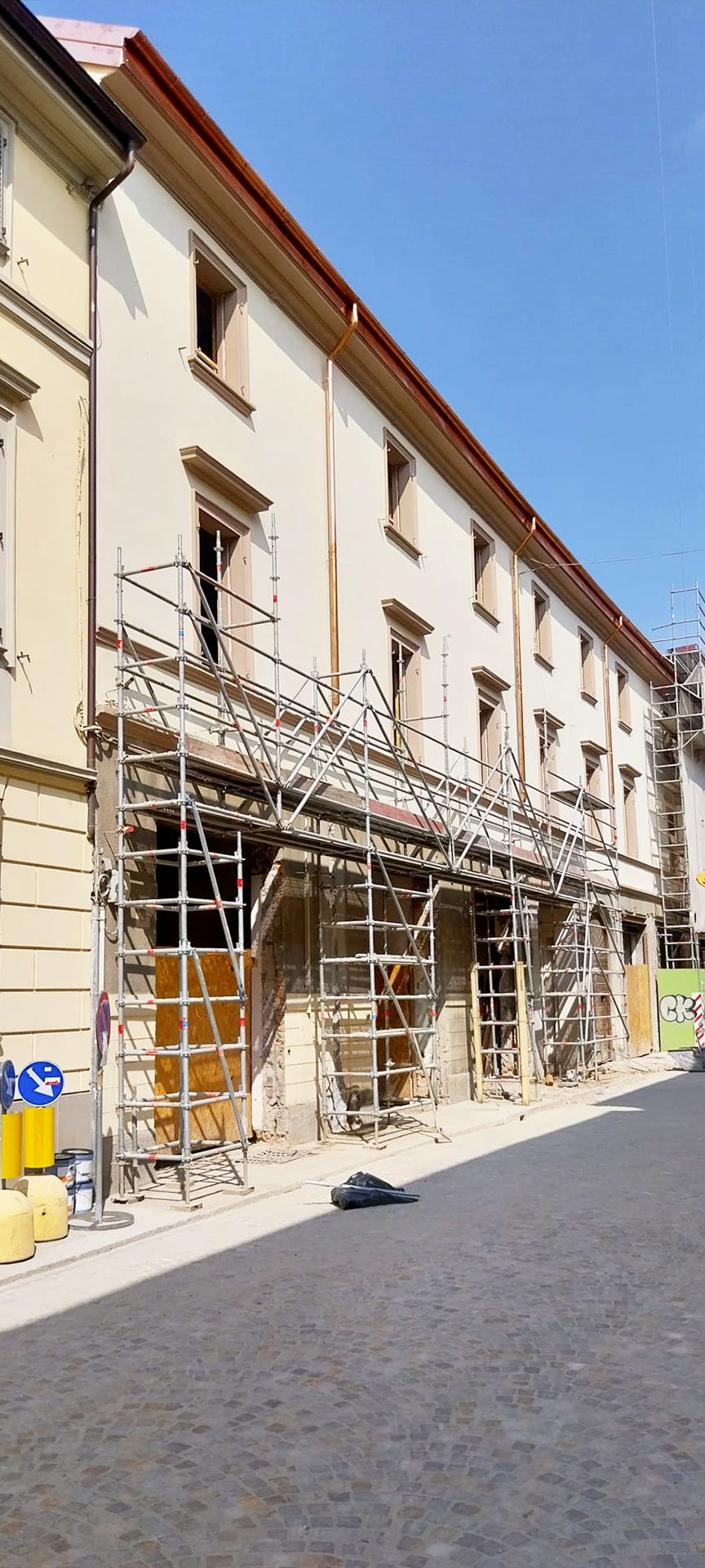Rimozione ponteggio parte alta