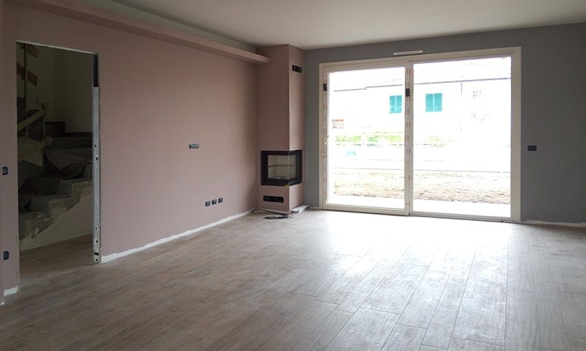 Interno con caminetto